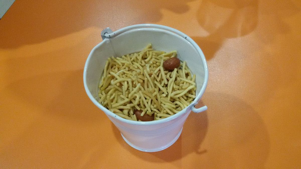 Teekha Namkeen
