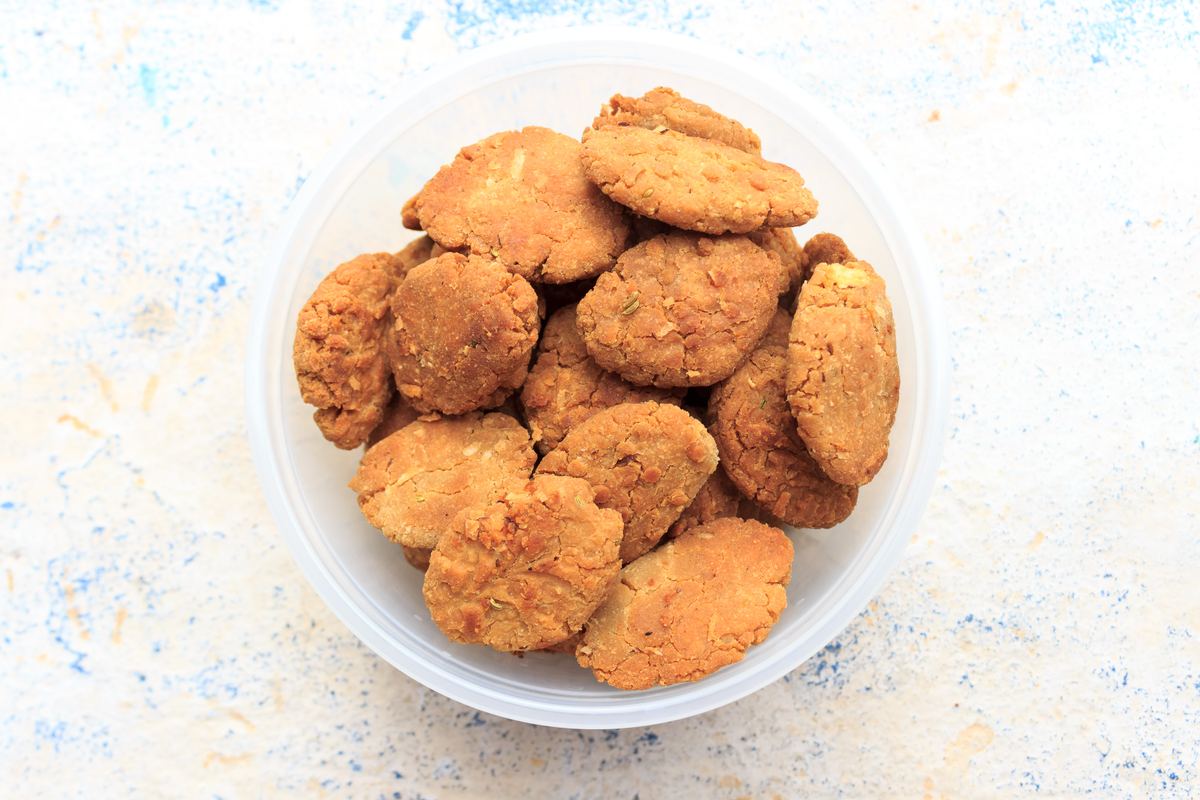 Jaggery (Gud) Thekua